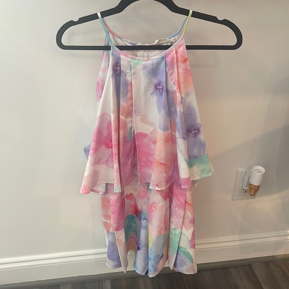 Boutique romper, floral pastels with back zipper, flowy style, size large